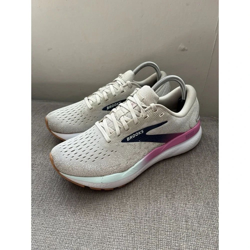 Brooks Ghost 16 1204071B175‎ Gray Running Shoes Sneakers Womens Size 8.5 B